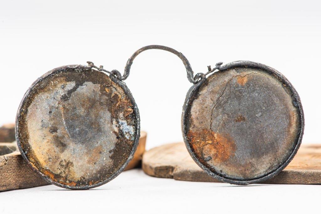 4. Spectacles - close up © Norfolk Museums Service, Norfolk Historic Shipwrecks Ltd