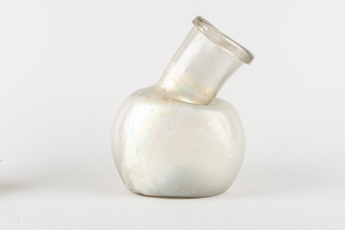 10. Glass urine flask ©Norfolk Museums Service, Norfolk Historic Shipwrecks Ltd